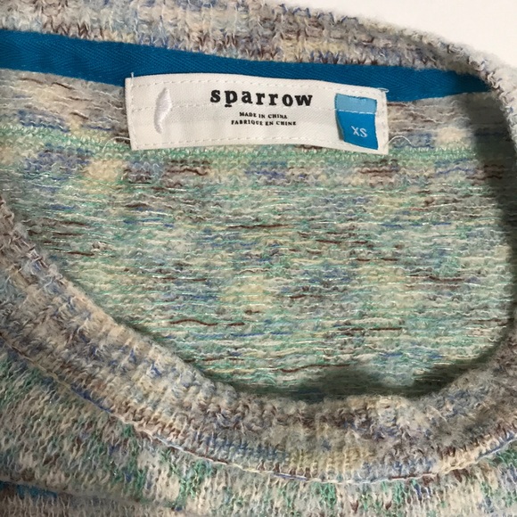 Patterned Sweater - Picture 4 of 4